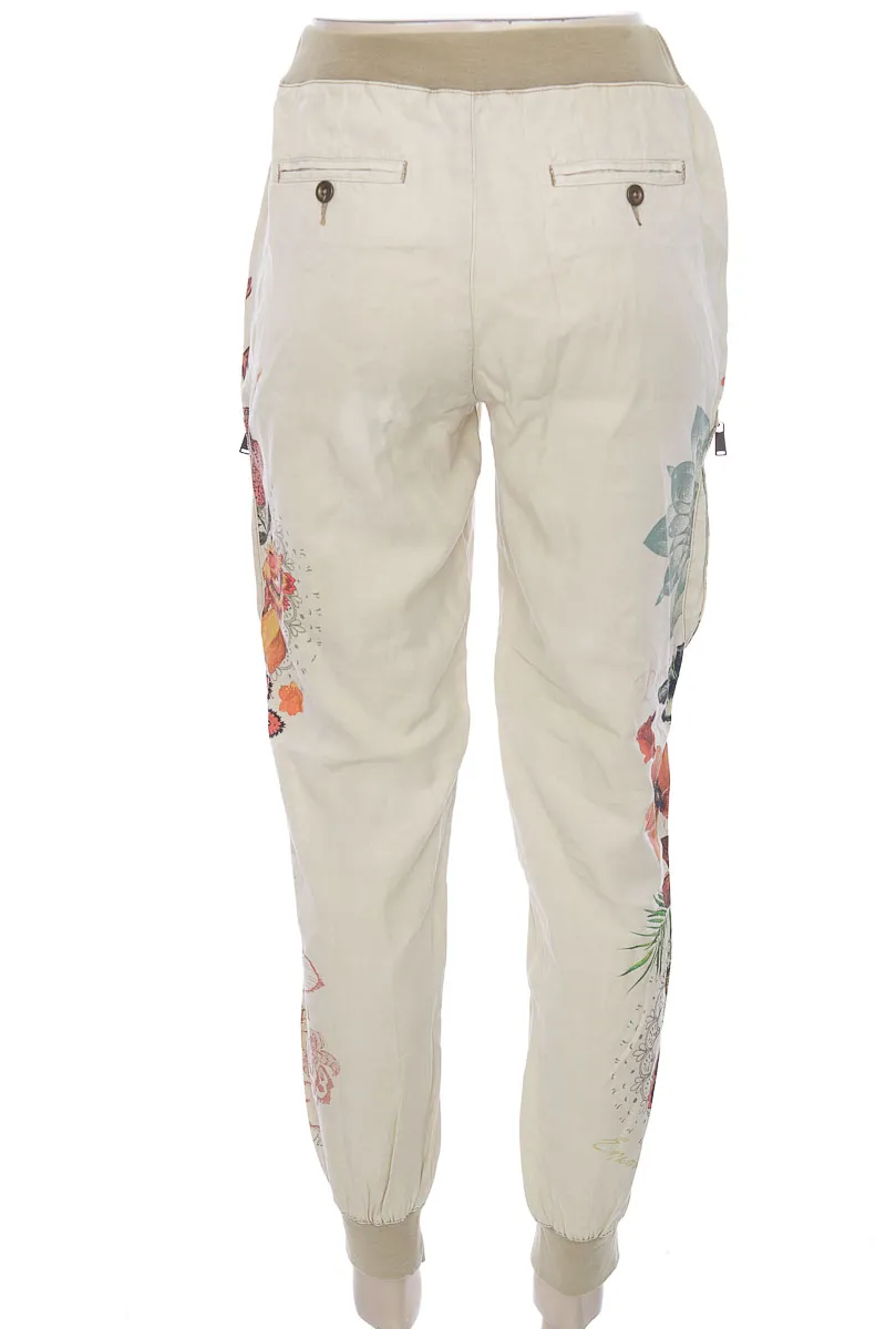 Pantalón color Beige - Esprit