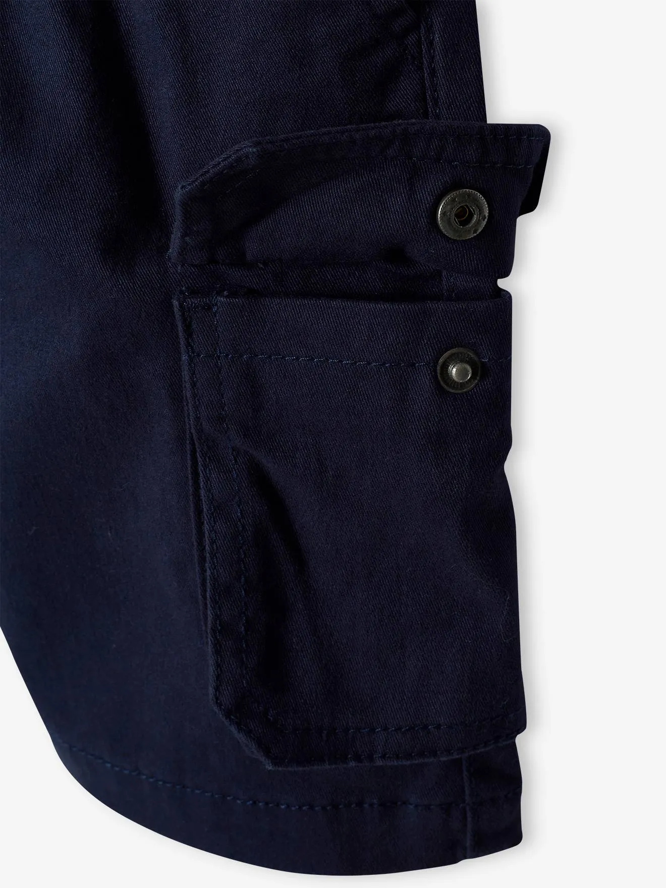 Short estilo cargo fácil de vestir para niño